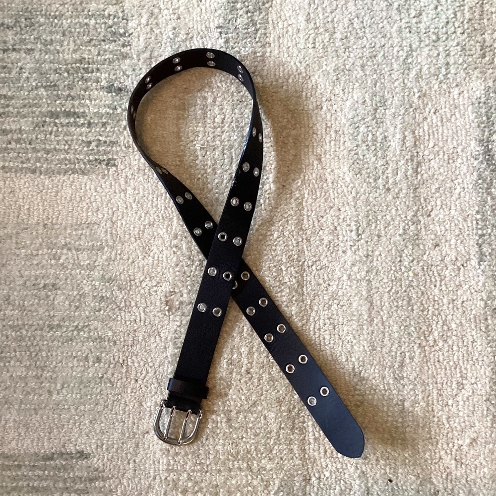 Black silver hole belt